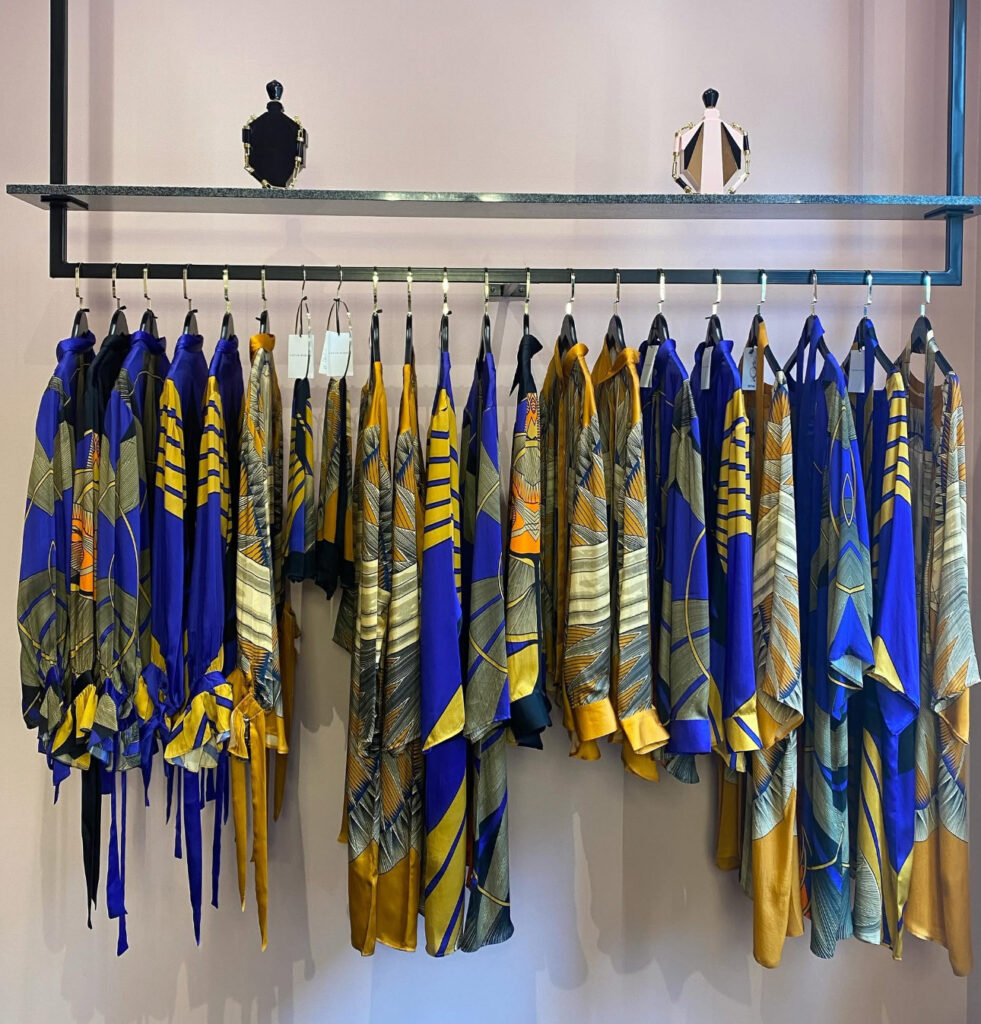 Barlly Group is a premium clothing manufacturer for fashion brands worldwide. We deliver high-quality blazers, dresses, shirts, and luxurious silk garments with flexible low MOQ and global shipping.